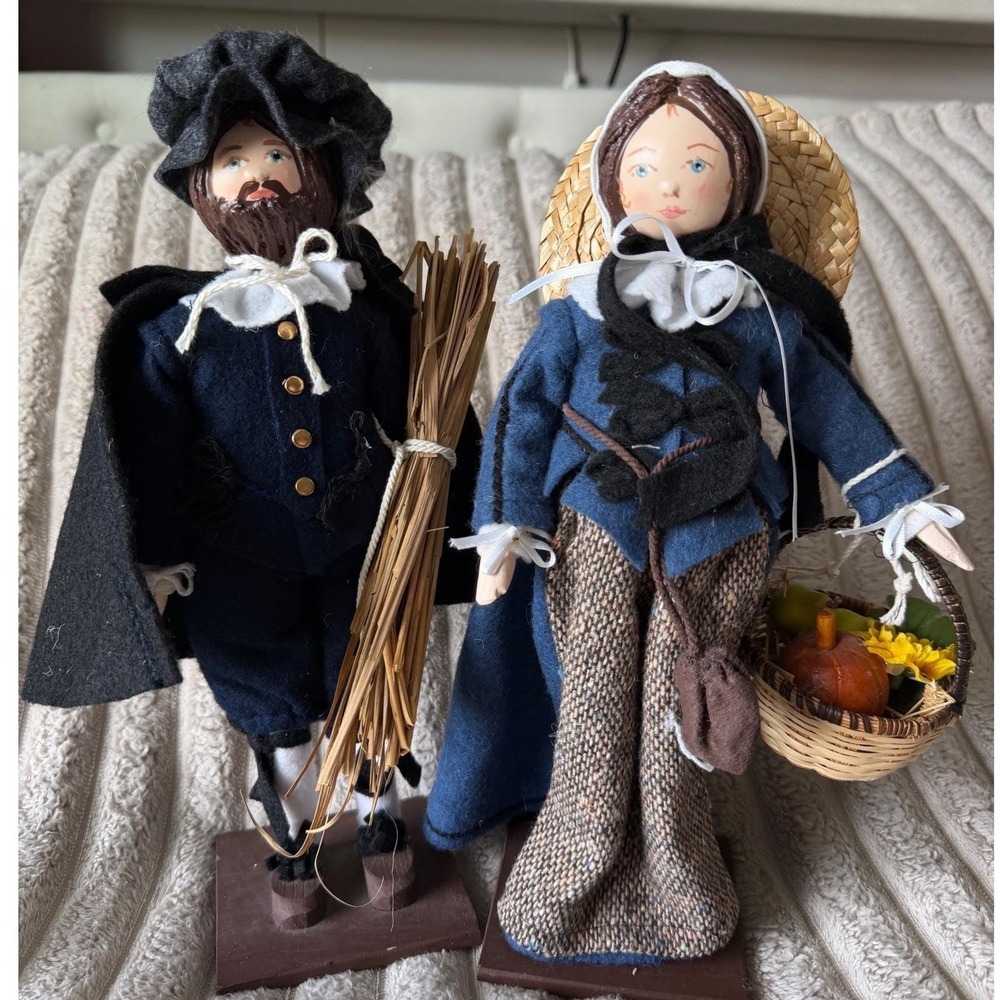 Vintage 1997 Mary Michael Signed Pilgrim Dolls Plimoth Plantation Harvest Pair
